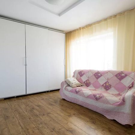 Guest House On Kaldaiakova 38 الماتي المظهر الخارجي الصورة