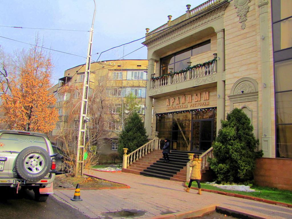 Guest House On Kaldaiakova 38 الماتي المظهر الخارجي الصورة
