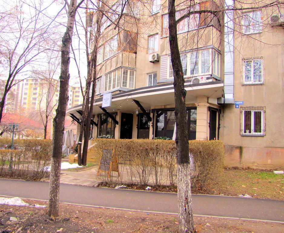 Guest House On Kaldaiakova 38 الماتي المظهر الخارجي الصورة