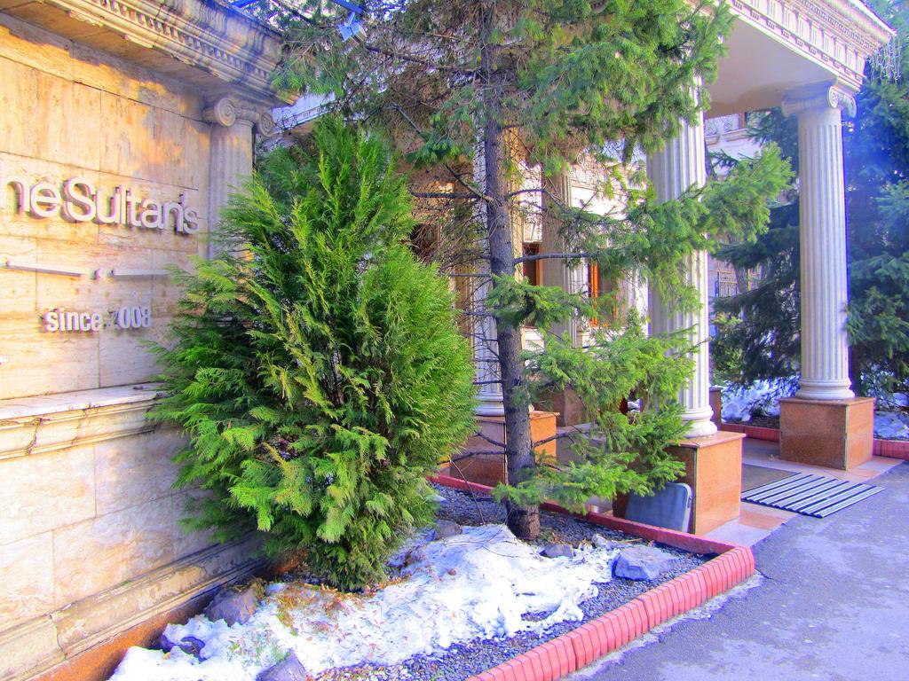Guest House On Kaldaiakova 38 الماتي المظهر الخارجي الصورة
