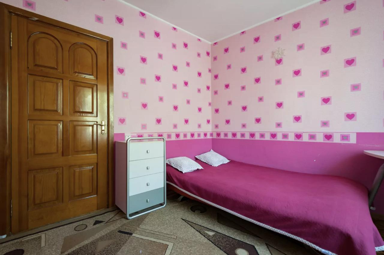 Guest House On Kaldaiakova 38 الماتي المظهر الخارجي الصورة