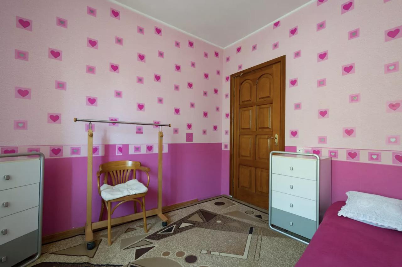 Guest House On Kaldaiakova 38 الماتي المظهر الخارجي الصورة